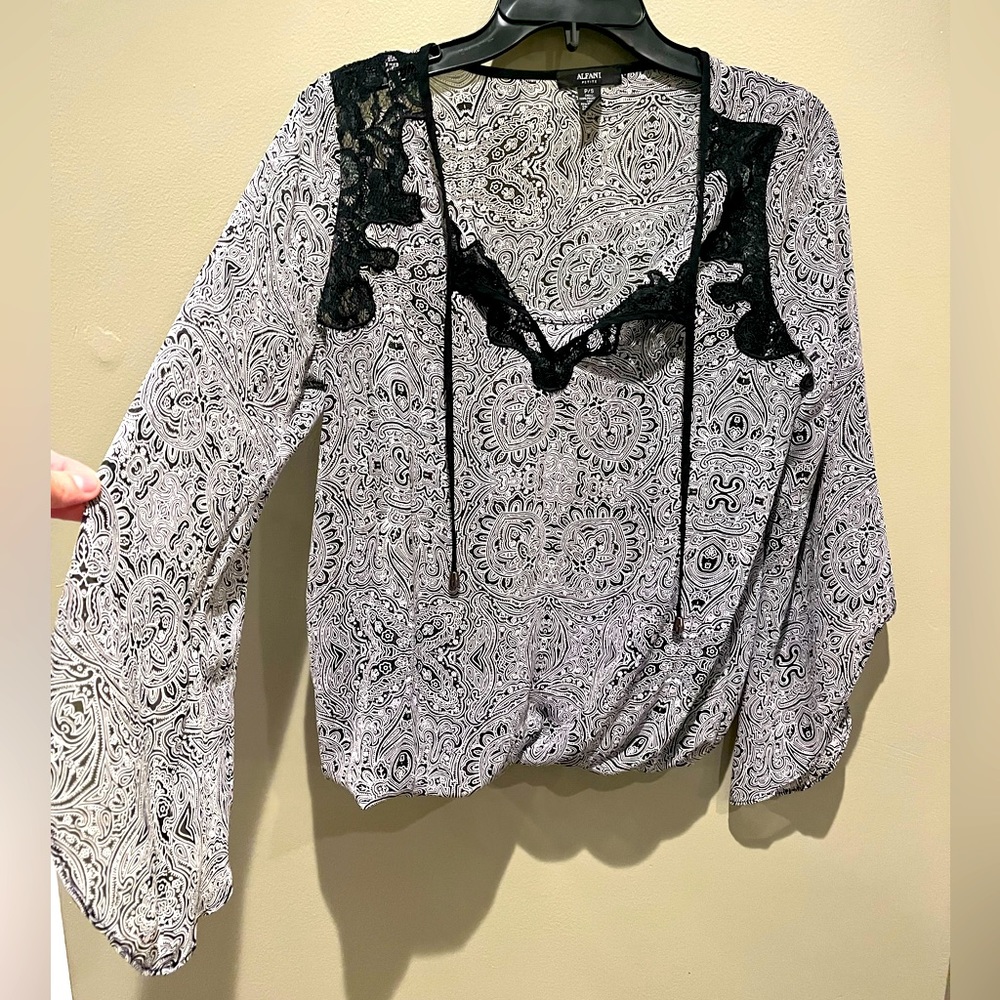 New Alfani Petite Small Blouse Black White Abstract Print Work Office Spring